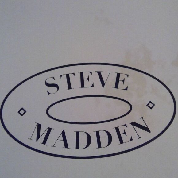 Steve Madden  - Picture 7 of 8
